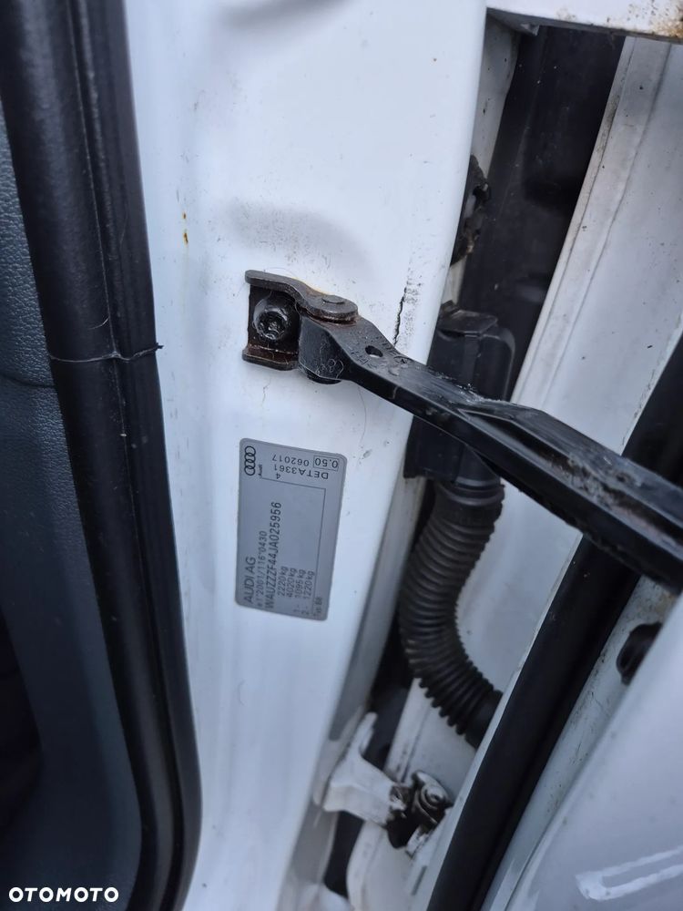 Audi A4 Allroad 2.0 TDI Quattro - 35