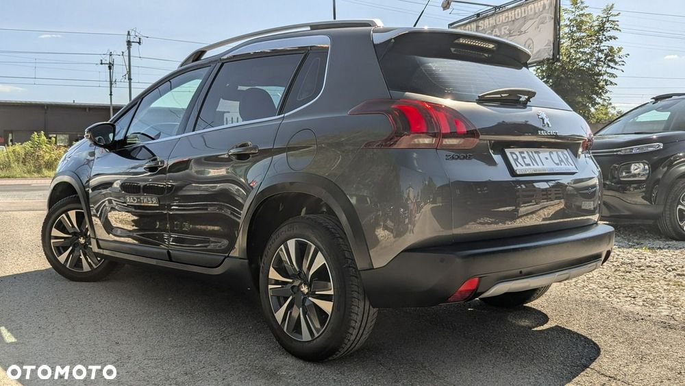 Peugeot 2008 - 11