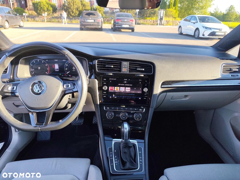 Volkswagen Golf 1.4 TSI BMT Highline DSG - 12