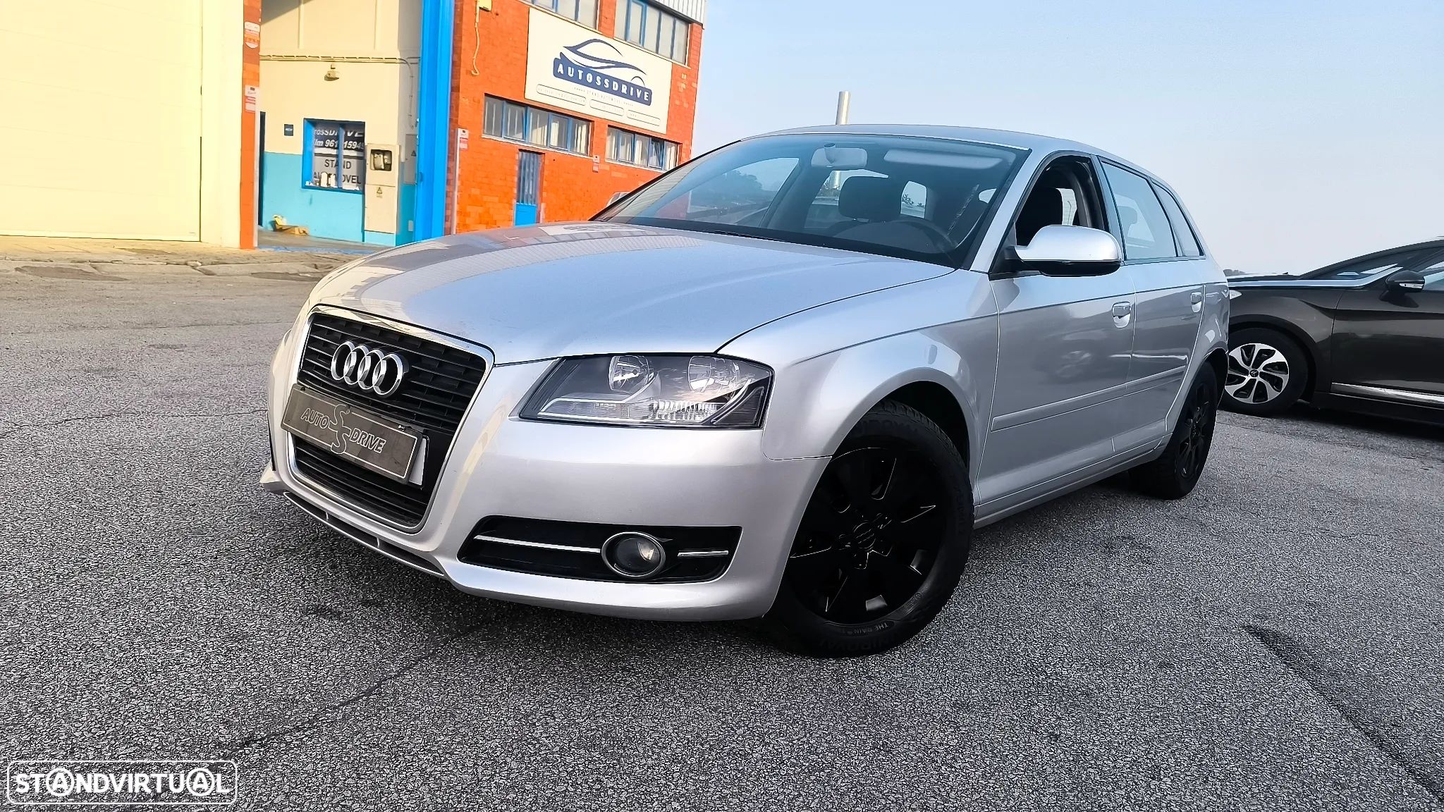 Audi A3 Sportback 1.6 TDI Attraction Business Line - 1
