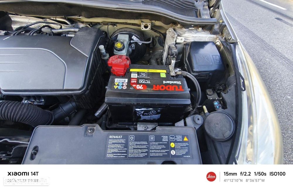 Renault Clio 1.2 16V 75 Collection - 26