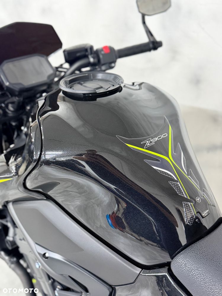 Kawasaki Z 900 - 22