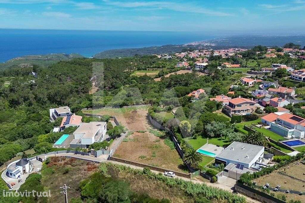 TERRENO COM 4640M² E VISTA MAR - Grande imagem: 5/6