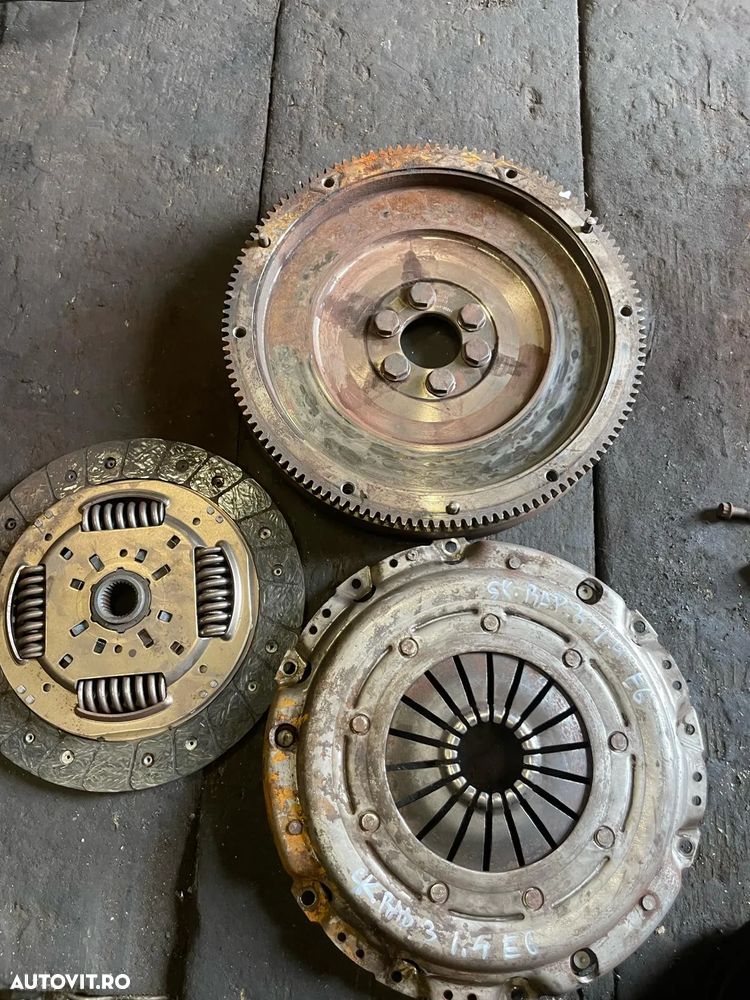 Kit ambreaj / placa disc volanta Skoda Rapid 3 1.4 tdi motor CUS CUSB diesel Euro 6 E6 - 1