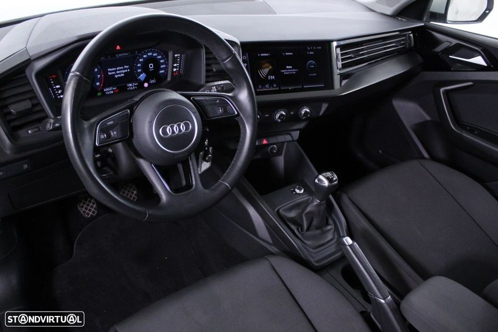 Audi A1 Sportback 25 TFSI SE Business - 33