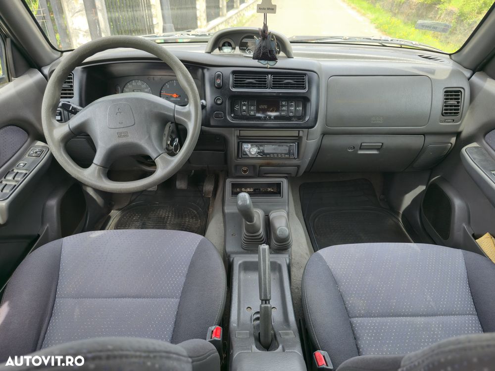 Mitsubishi L200 Pick Up 4x4 Intense + - 5