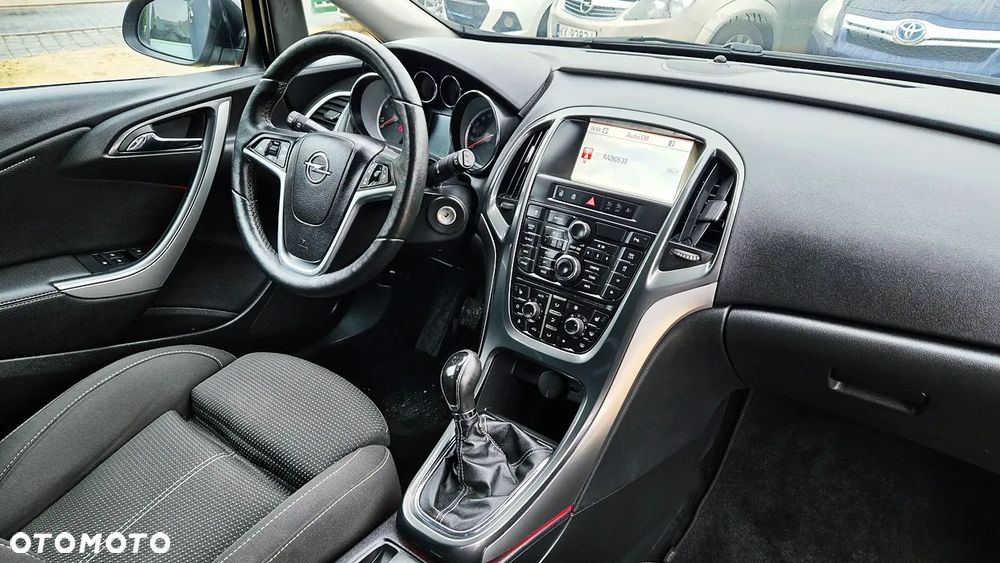 Opel Astra 1.4 Turbo Cosmo - 36