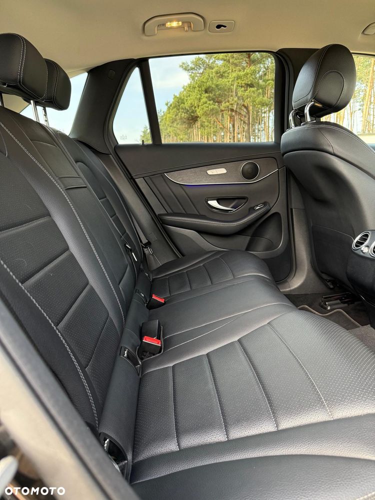 Mercedes-Benz GLC - 10