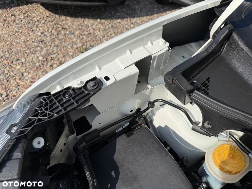 Fiat DOBLO VAN VAT-1 Homologacja cięż. DMC: 2145kg Ładowność 706kg MOCNY SILNIK 1.6 MultiJet, 105KM Emisja Euro-6, Skrzynia biegów 6-cio stopniowa! ORYGINALNA ZABUDOWA PAKI, BOCZNE DRZWI PRZESUWNE, RADIO FABRYCZNE, Hak 1300kg, PODGRZEWANE FOTELE Z REG. I PODŁOKIETNIKIEM, BAGAŻNIK DACHOWY ORYGINALNY FIAT, PARKTRONIKI, ALARM.. - 34