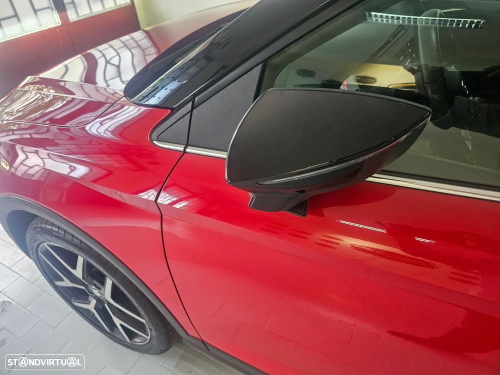 SEAT Arona 1.0 TGI FR - 11