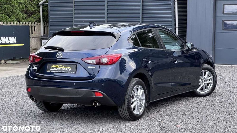 Mazda 3 - 5