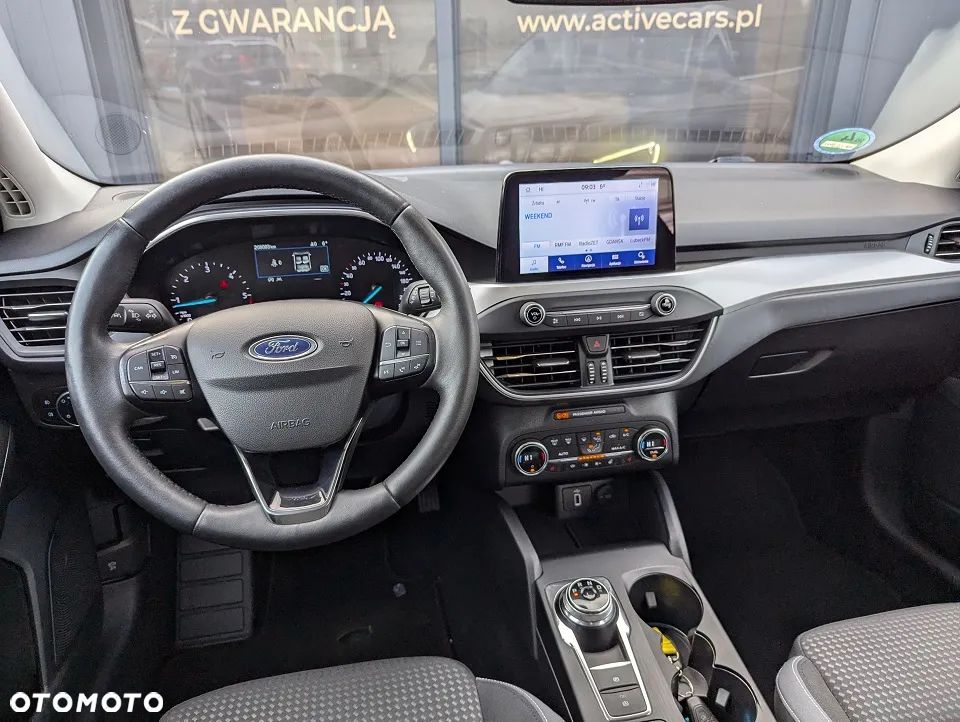 Ford Focus 1.5 EcoBlue Start-Stopp-System TITANIUM - 17