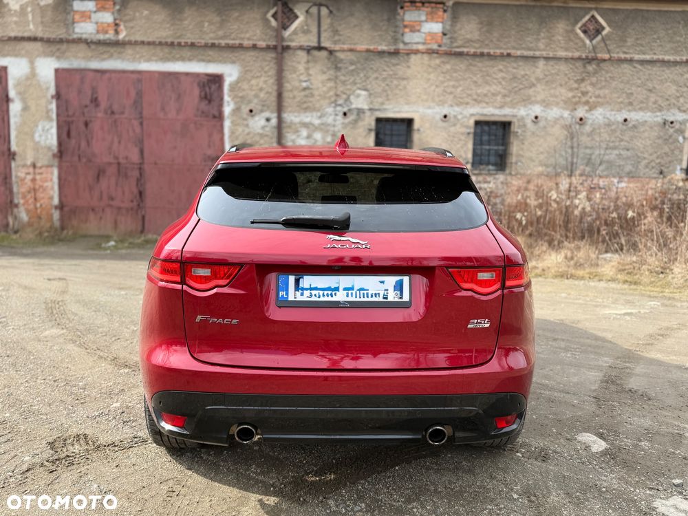 Jaguar F-Pace 3.0 V6 AWD R-Sport - 4