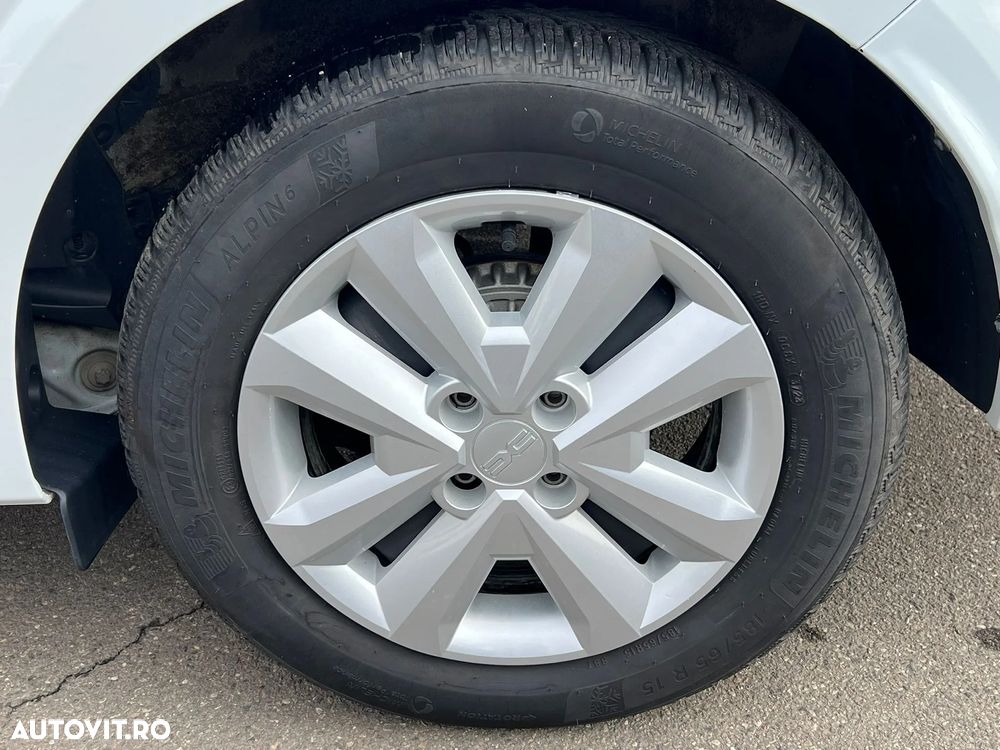 Dacia Logan ECO-G 100 MT6 Expression - 5