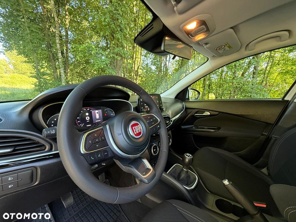 Fiat Tipo 1.0 T3 Garmin - 18