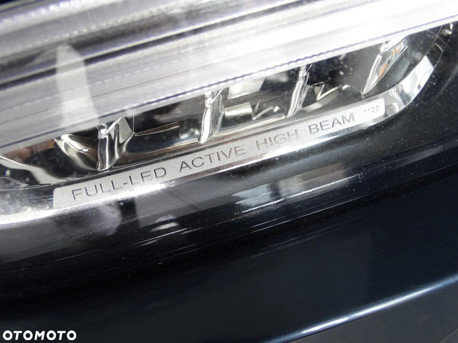 Volvo S90 T4 Momentum Pro - 39