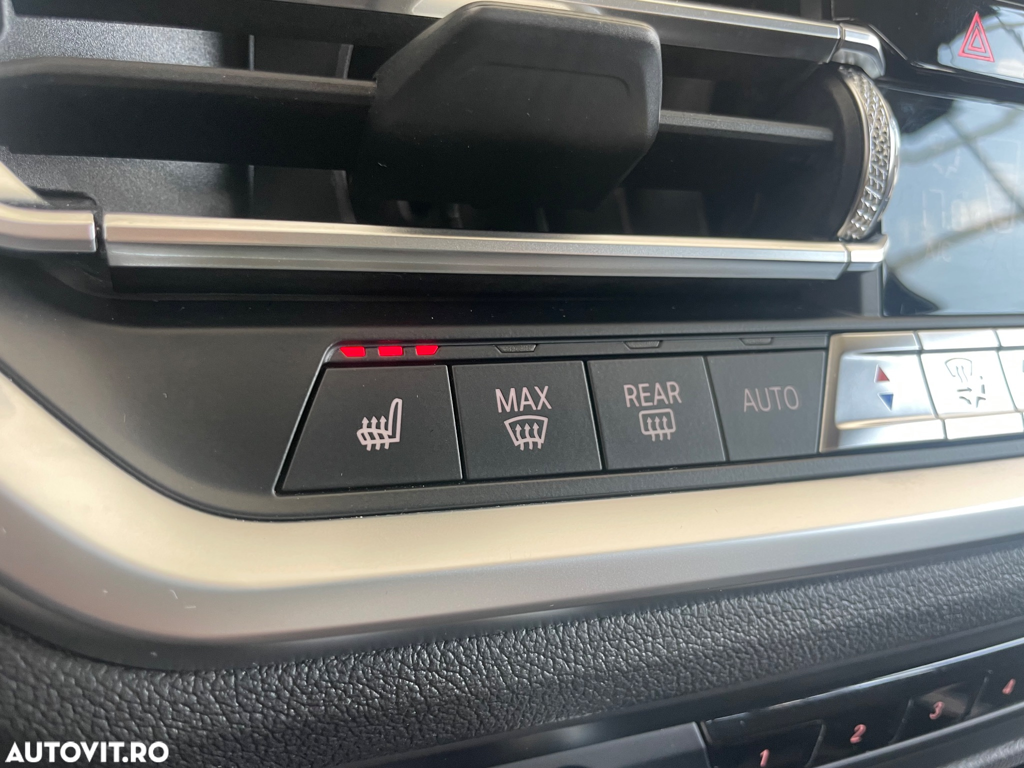 BMW Seria 3 318d AT MHEV - 27
