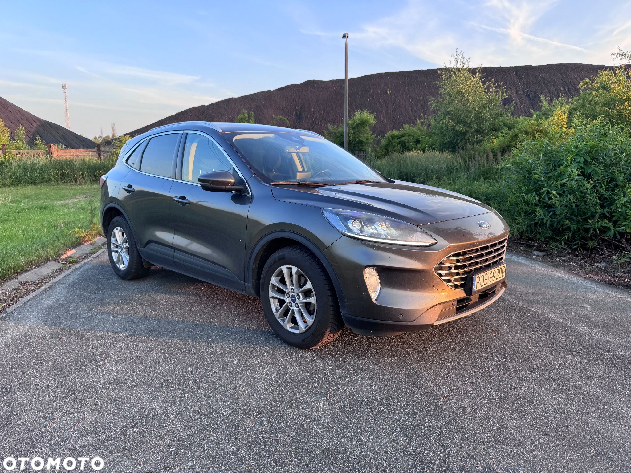 Ford Kuga 2.0 EcoBlue Hybrid TITANIUM - 1