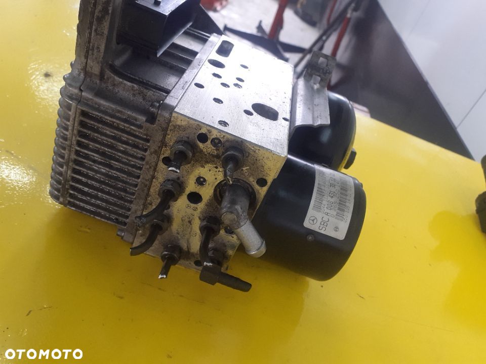 Mercedes W211 POMPA HAMULCOWA SBC ABS A0084313812 - 3