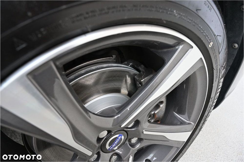 Volvo V60 D4 Geartronic RDesign - 31