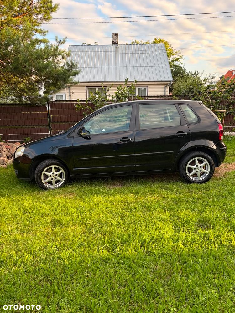 Volkswagen Polo - 8