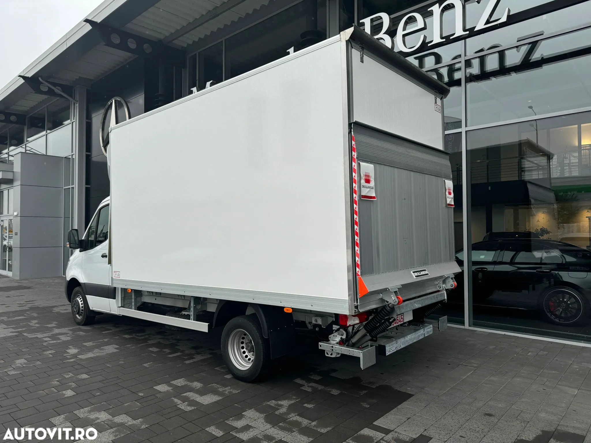 Mercedes-Benz Sprinter 517 CDI Box cu Lift - 6