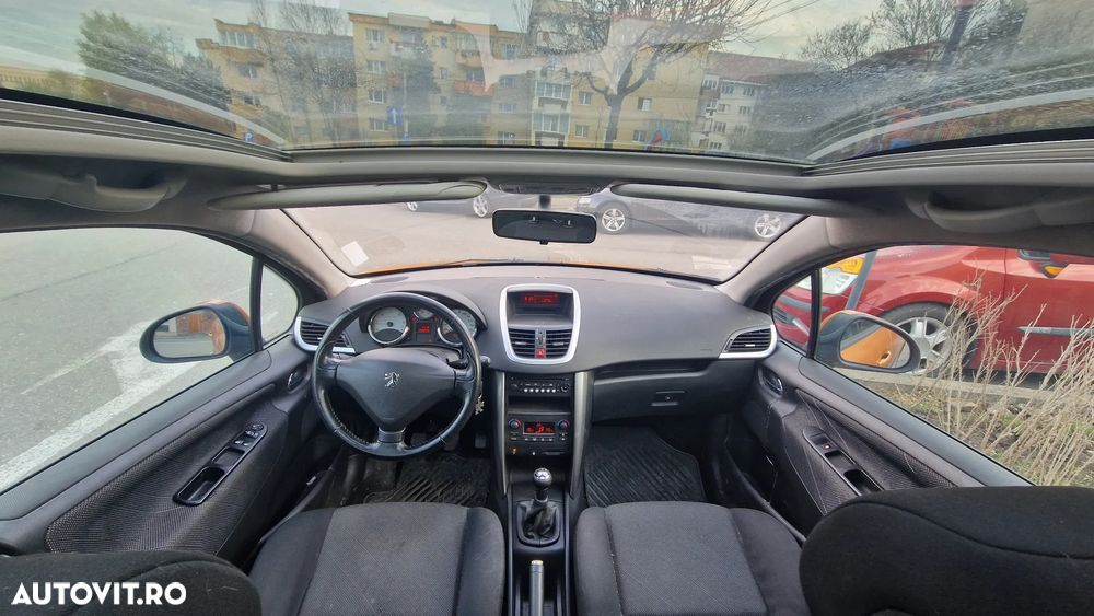 Peugeot 207 1.6HDI Sport - 6