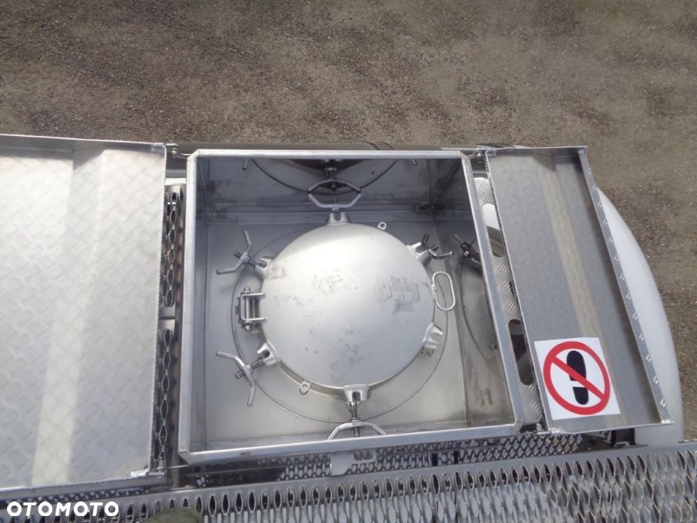 Lag cysterna chemiczna L4BH - 30.000 L lub 34.000 L - 1 komora - 39