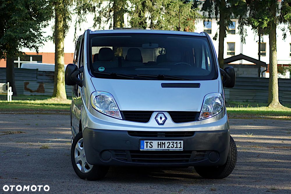 Renault Trafic L1H1 Passenger Lux - 2