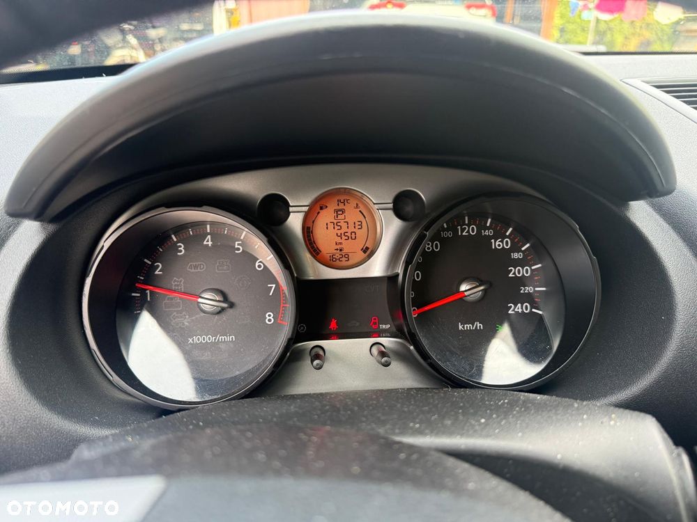Nissan Qashqai 2.0 Acenta CVT - 9