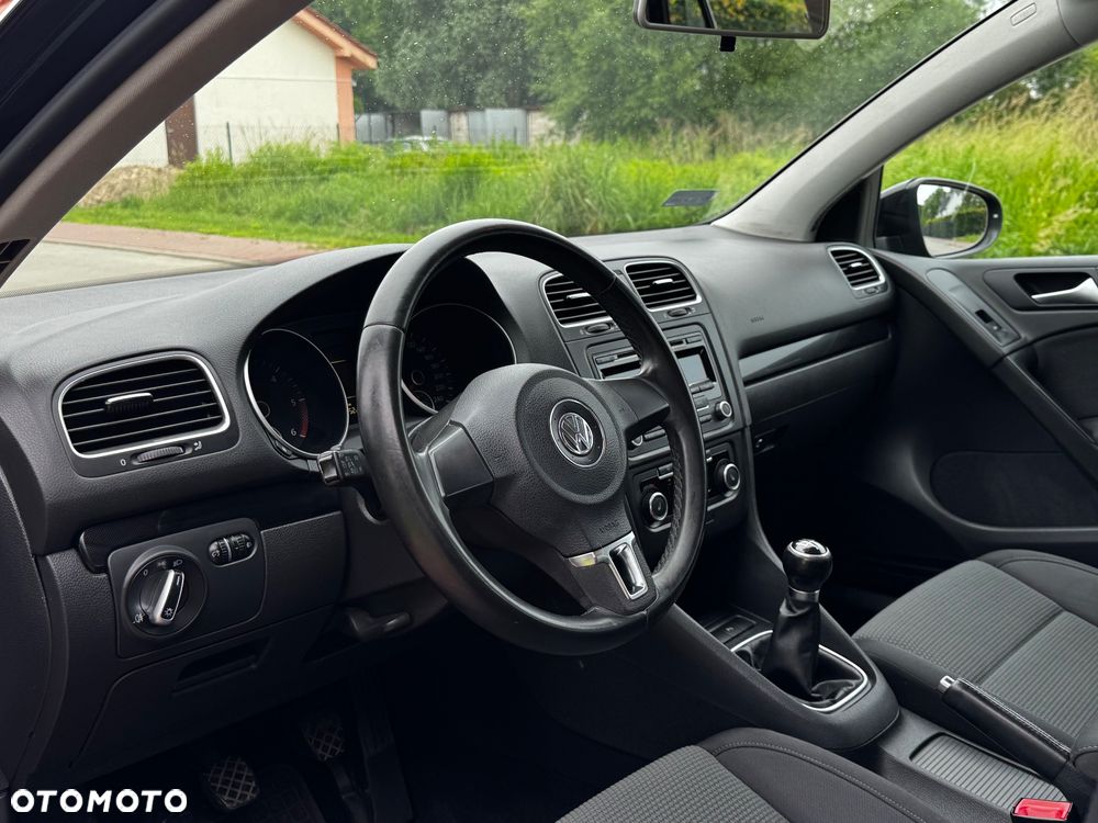 Volkswagen Golf 1.6 TDI BMT Comfortline - 17