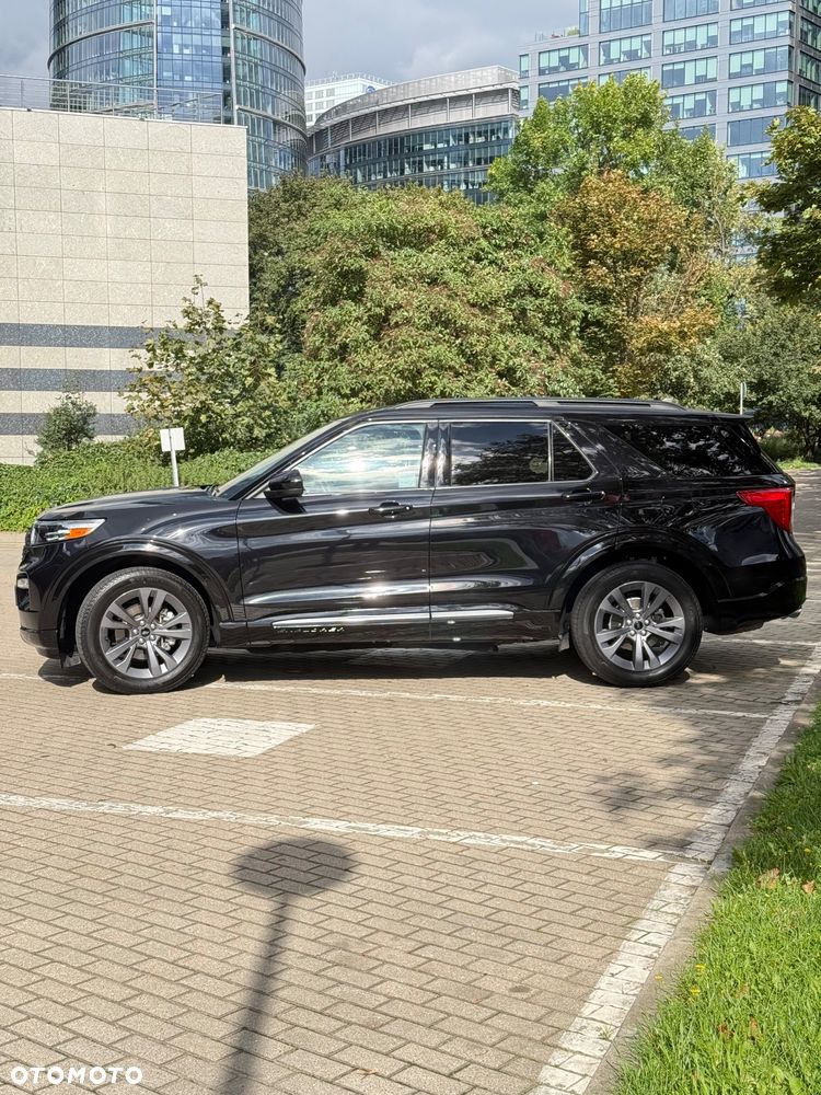 Ford Explorer - 3