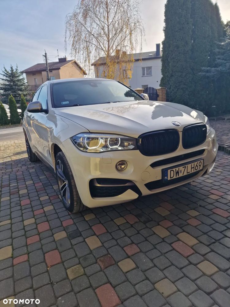 BMW X6 - 13