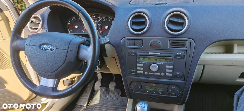 Ford Fusion 1.4 + - 11