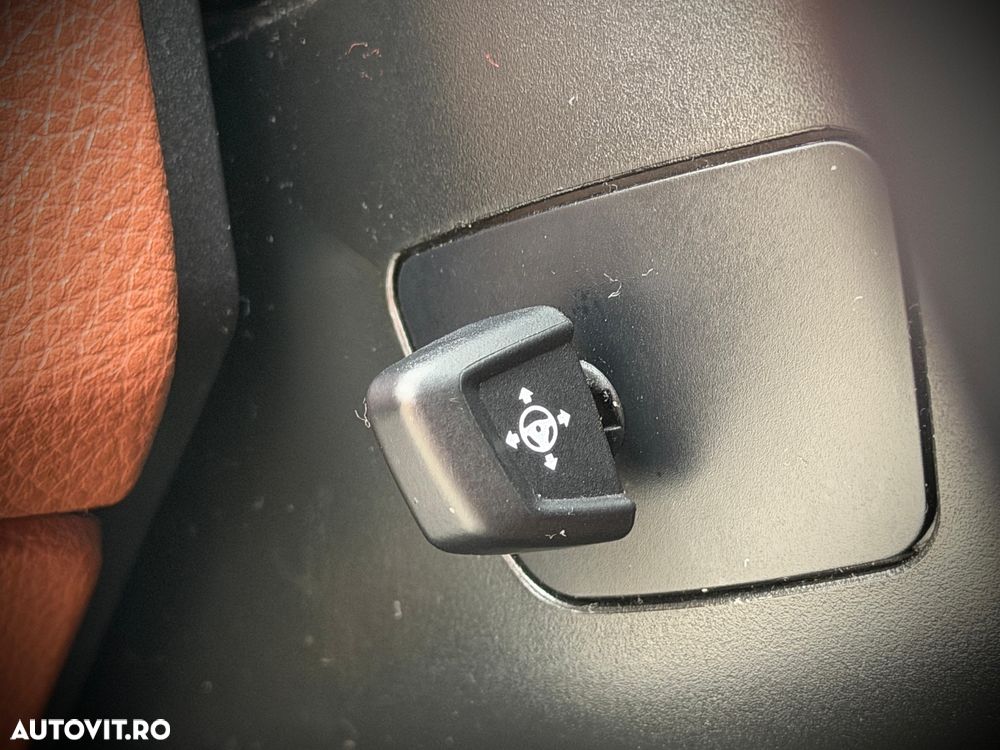 BMW Seria 5 520d Aut. - 25