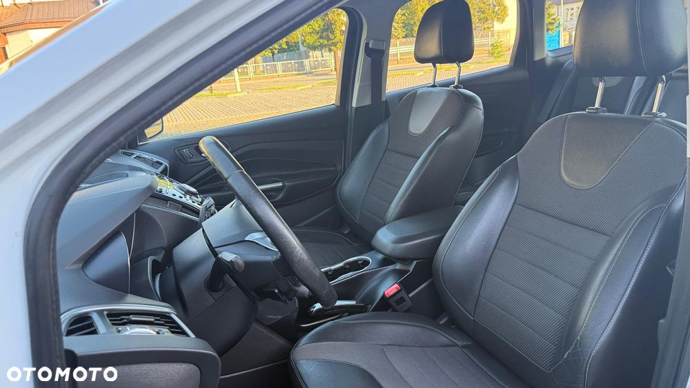 Ford Kuga 2.0 TDCi 4WD Titanium - 11