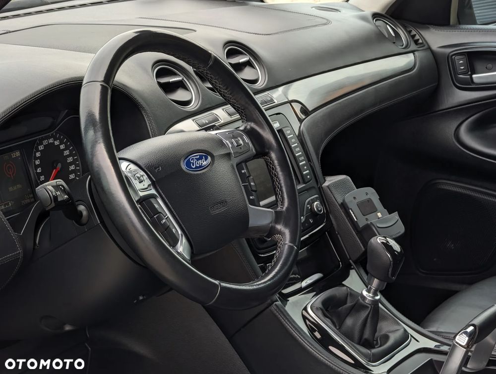 Ford S-Max 2.0 TDCi DPF Titanium X - 23