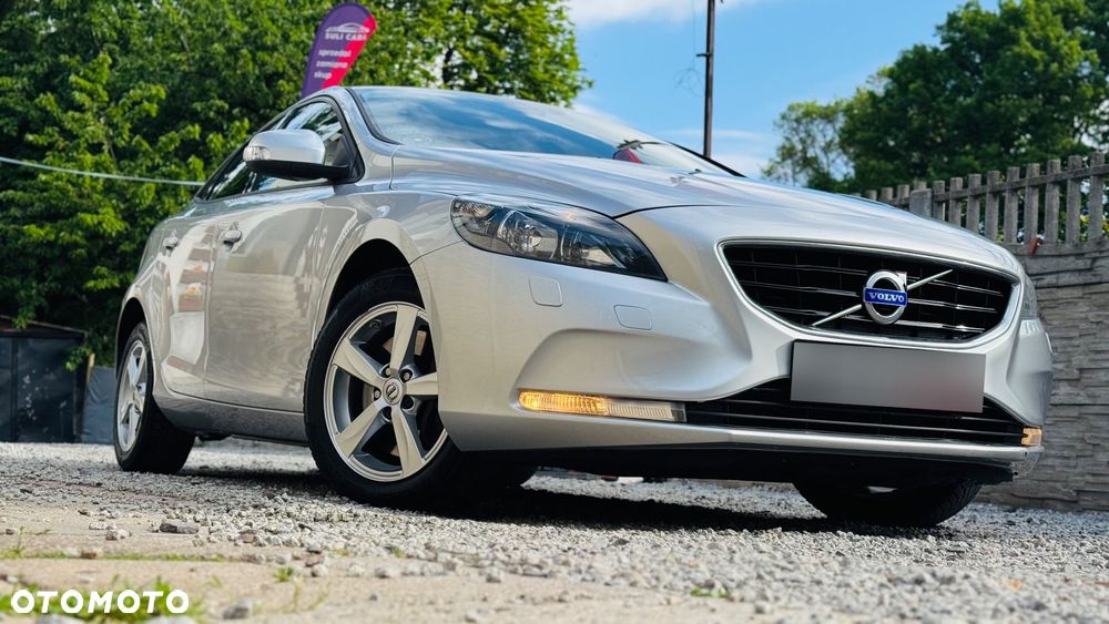 Volvo V40 D4 Inscription - 1
