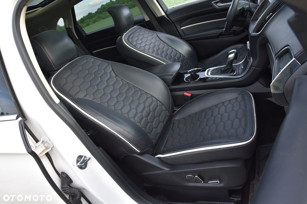 Ford Edge 2.0 TDCi Bi-Turbo 4x4 Vignale - 22