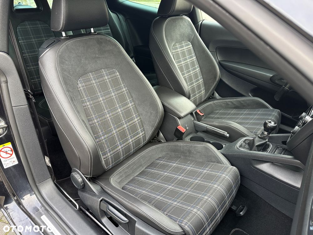 Volkswagen Scirocco 2.0 TSI Edition - 21