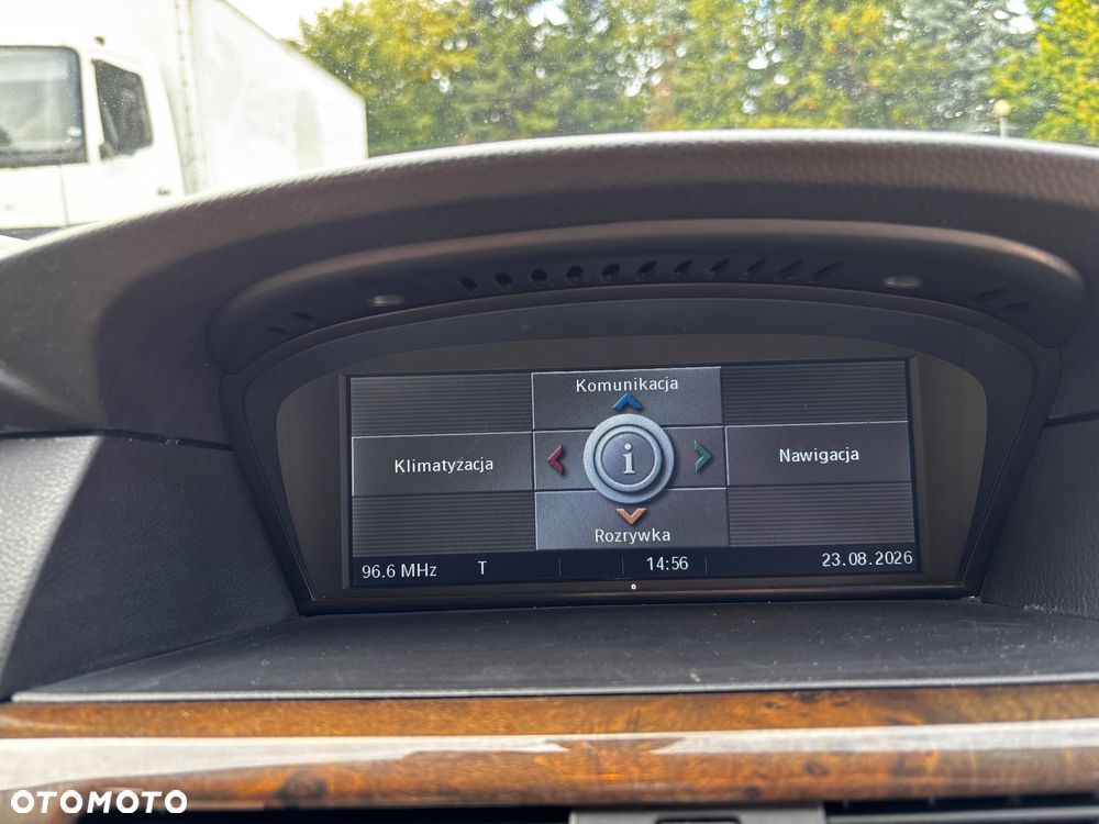 BMW Seria 5 530i - 18