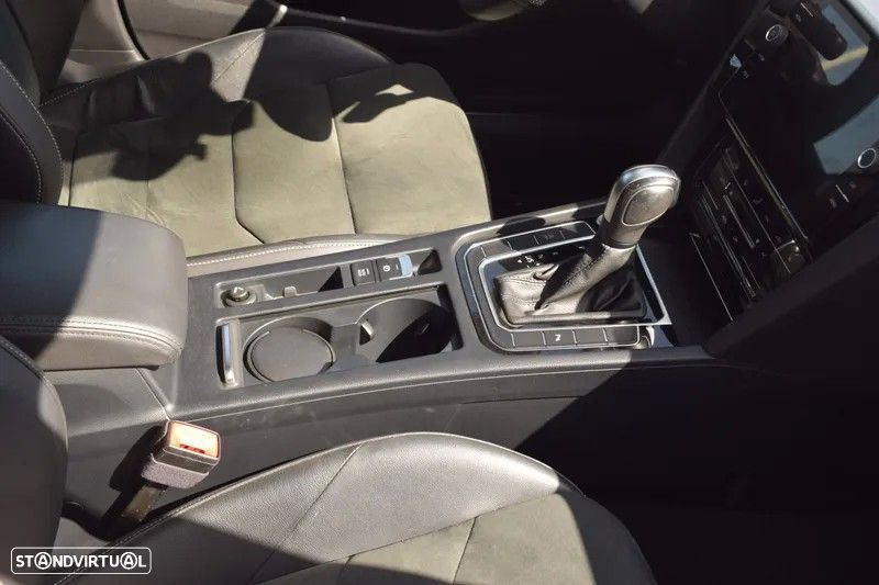VW Arteon Shooting Brake 2.0 TDI Elegance DSG - 32