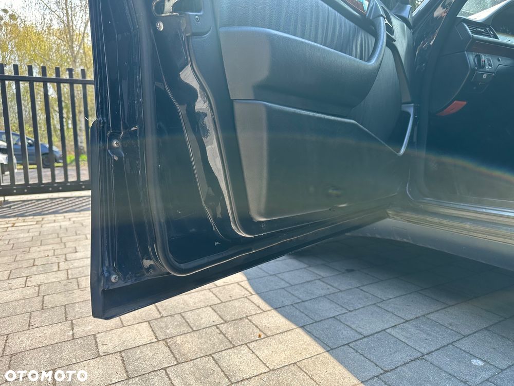 Mercedes-Benz W124 (1984-1993) - 17