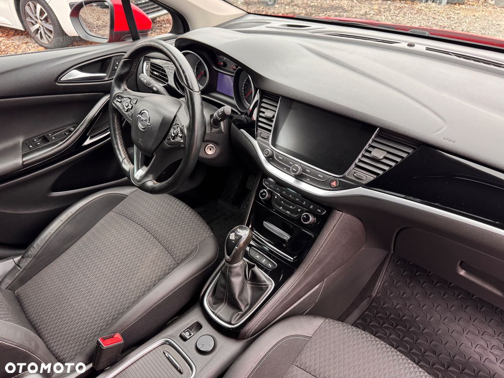 Opel Astra 1.4 Turbo Innovation - 36