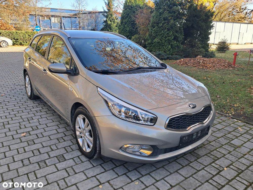 Kia Ceed Cee'd 1.6 GDI Business Line - 9