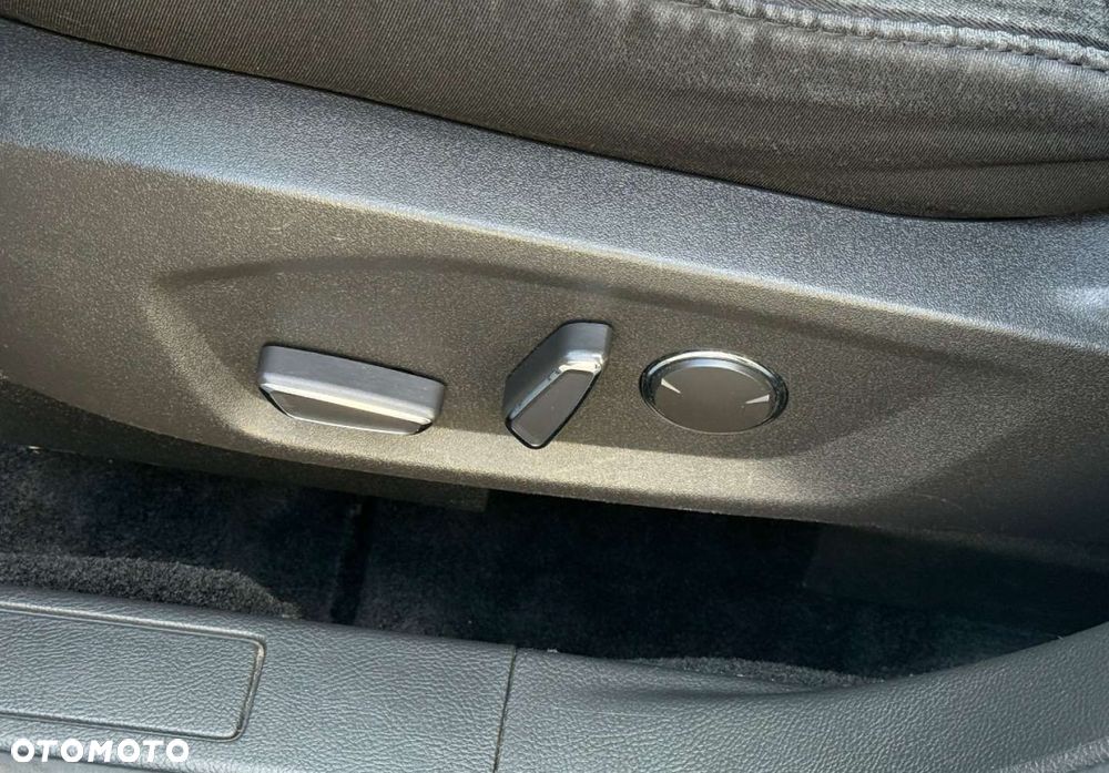 Ford Fusion - 21