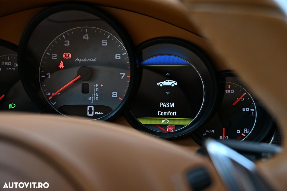Porsche Panamera S Hybrid - 17