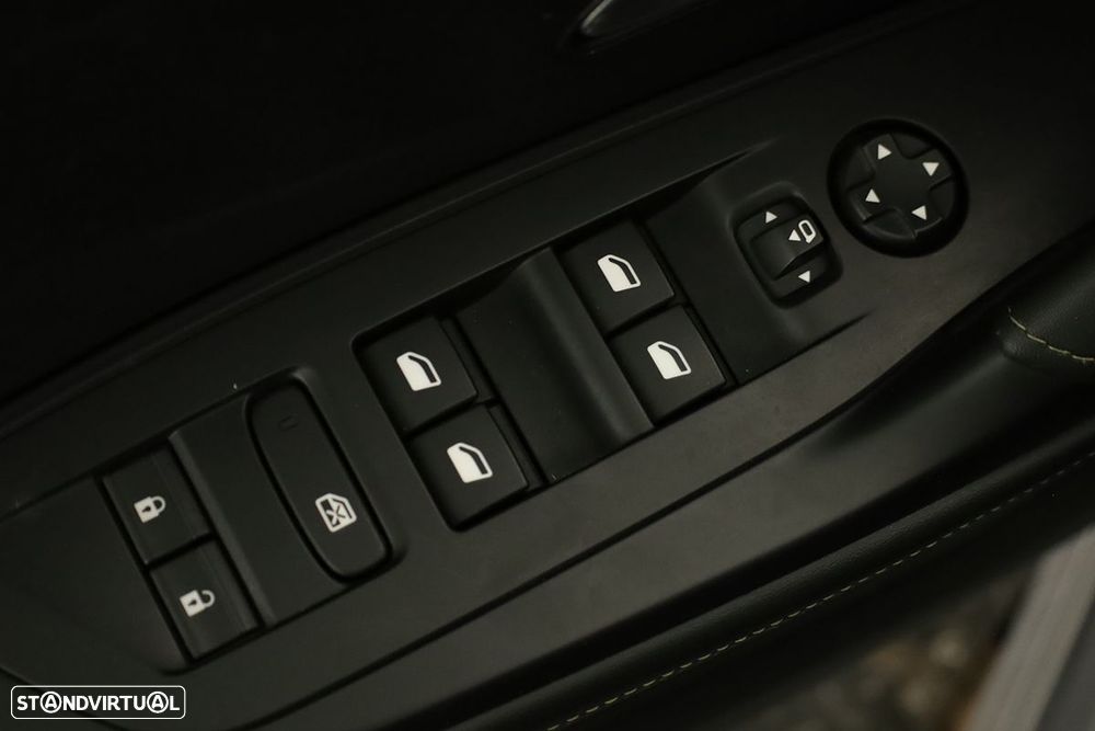 Peugeot 308 1.2 PureTech GT EAT8 - 19