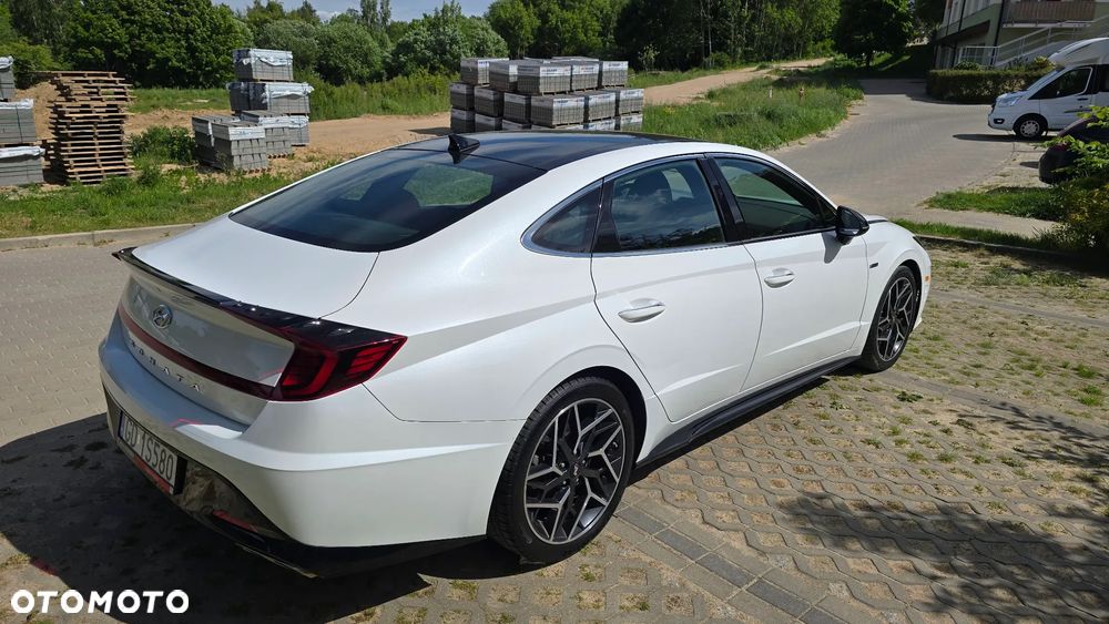 Hyundai Sonata - 17