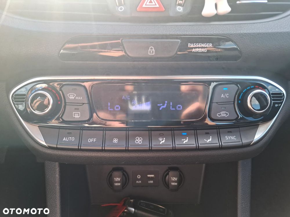Hyundai i30 - 18
